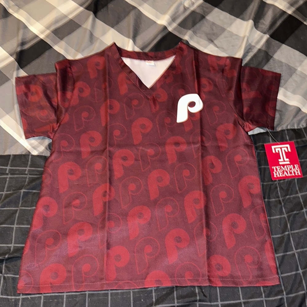 Phillies red jersey